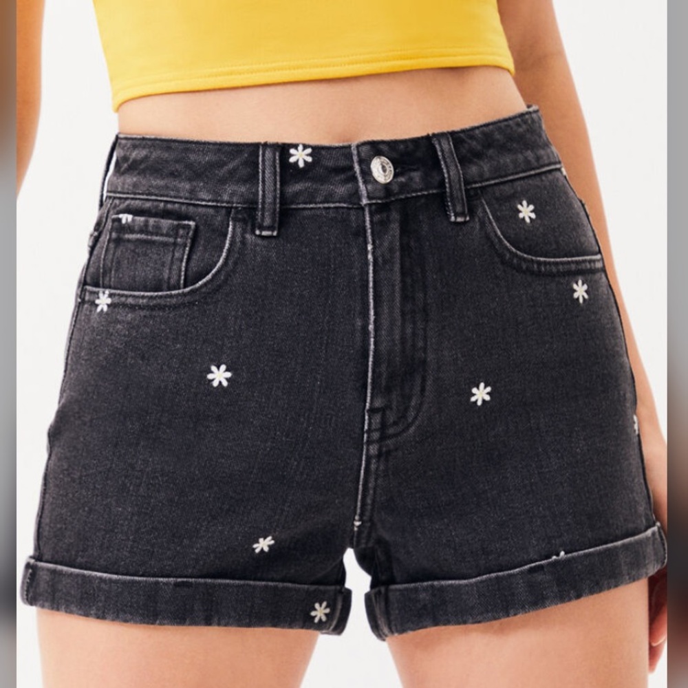 pacsun flower shorts